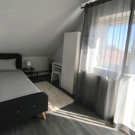 Apartment Cedar Zagreb Airport - Velika Gorica Scitarjevo Exterior photo